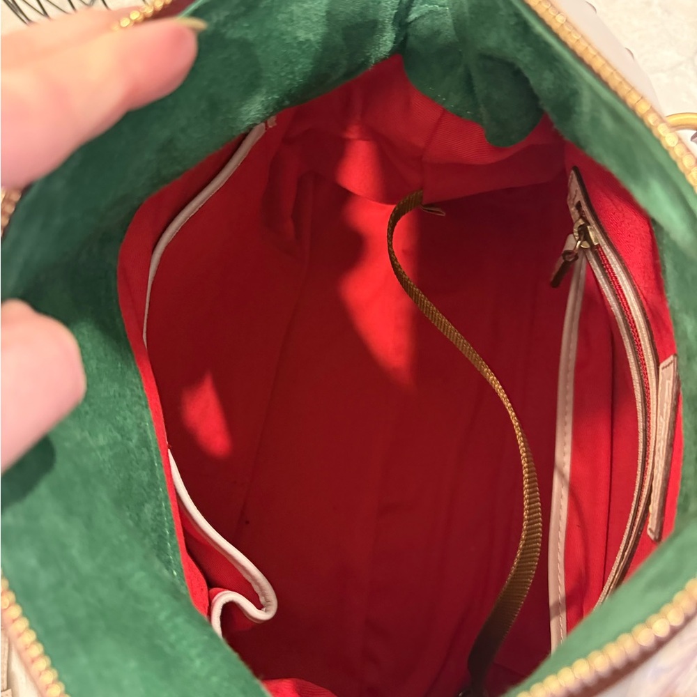 Dooney and BOURKE Florentine large ECRU satchel - Picture 10 of 13